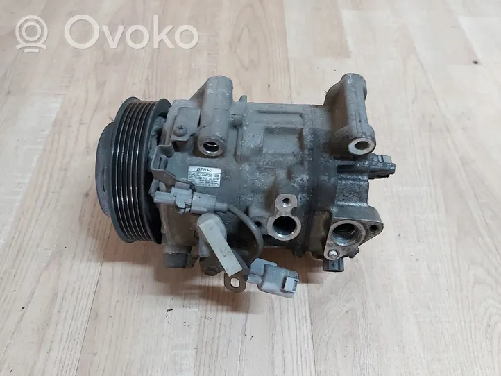 Toyota RAV 4 (XA40) Ilmastointilaitteen kompressorin pumppu (A/C) 