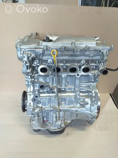 Toyota RAV 4 (XA40) Silnik / Komplet 