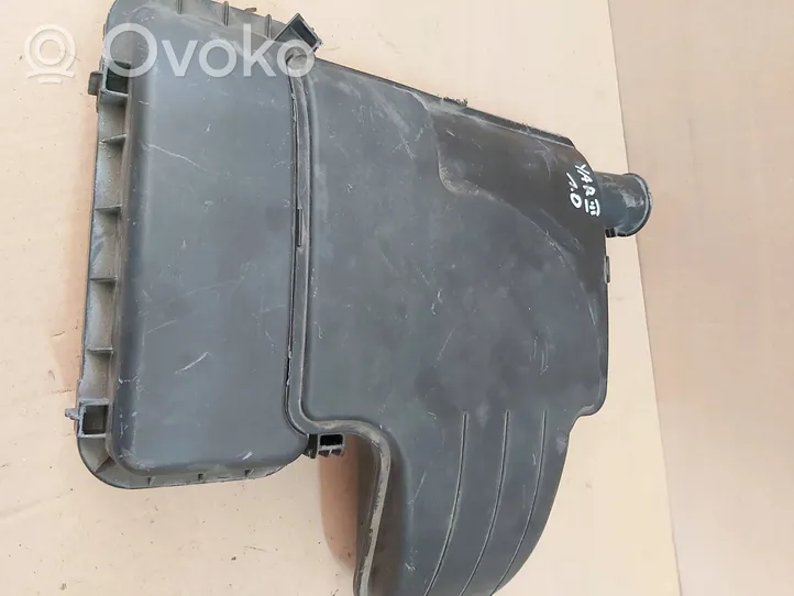 Toyota Yaris Oro filtro dėžės dangtelis 