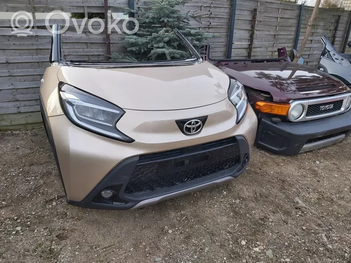 Toyota Aygo X Jännitteenmuunnin/vaihtosuuntaaja 