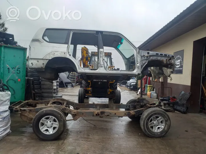 Toyota Land Cruiser (HDJ90) Muu ulkopuolen osa 