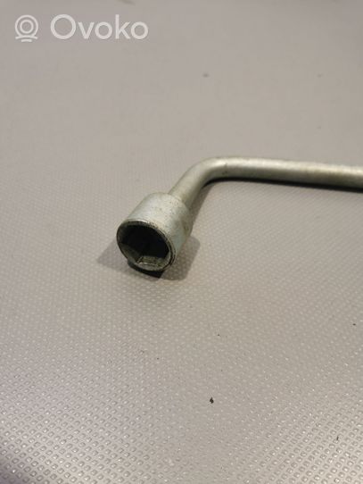 Toyota Aygo AB10 Wheel nut wrench 