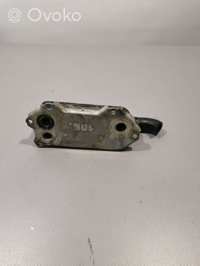 Toyota Corolla Verso E121 Supporto di montaggio del filtro dell’olio 