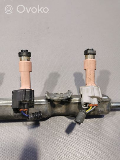 Toyota Yaris Fuel injector 