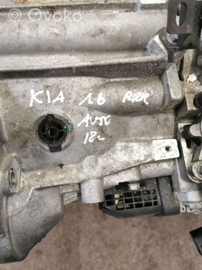 KIA Sportage Scatola del cambio automatico 431112D000