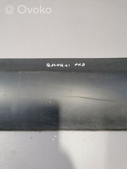 Nissan Qashqai Rivestimento della portiera anteriore (modanatura) 