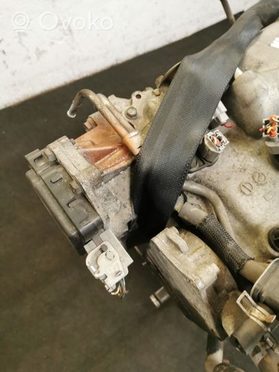 Toyota Avensis T270 Motor 