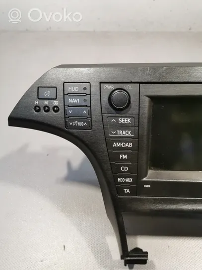 Toyota Prius (XW30) Radio/CD/DVD/GPS-pääyksikkö 8612047400