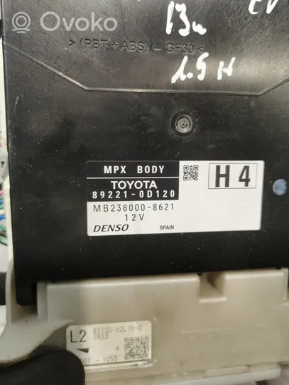 Toyota Yaris Moduł / Sterownik komfortu 892210D120