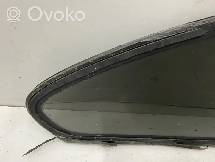 BMW 3 E92 E93 Rear side window/glass 7119177