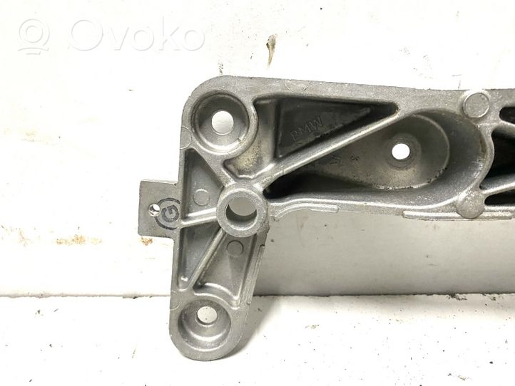 BMW 4 F32 F33 Supporto di montaggio scatola del cambio 6796611