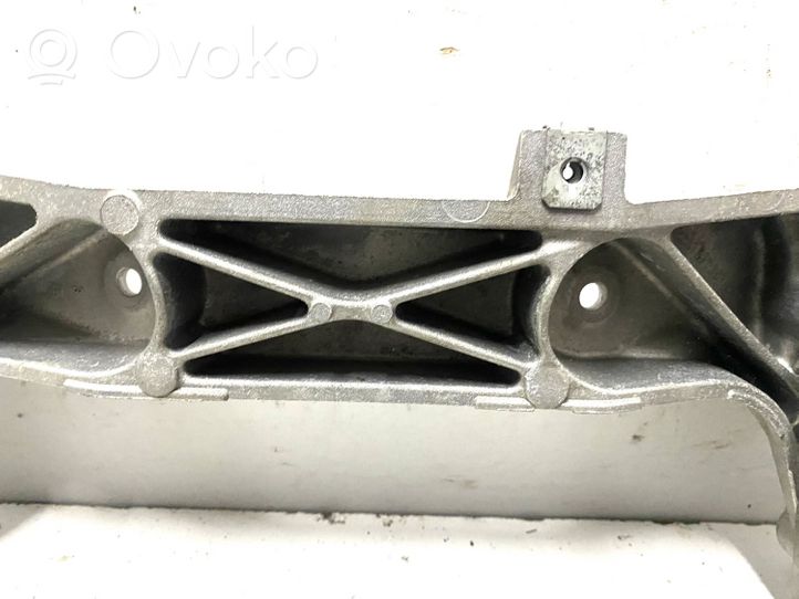 BMW 4 F32 F33 Supporto di montaggio scatola del cambio 6796611