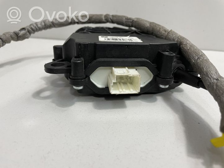 BMW 3 F30 F35 F31 Takaluukun/tavaratilan luukun nostomoottori 7269516