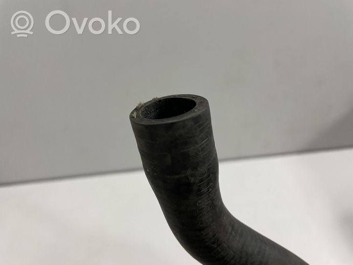 BMW 5 E60 E61 Engine coolant pipe/hose 6910757