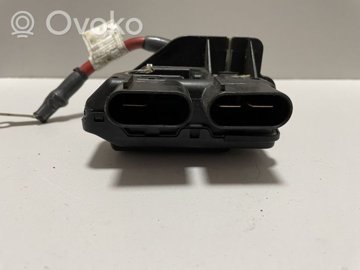 BMW X6 F16 Srovės išlyginimo rėlė 9285504