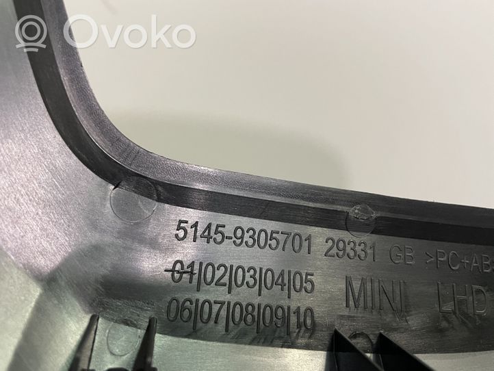 Mini Clubman F54 Ramka wyświetlacza Head Up deski rozdzielczej 9305701