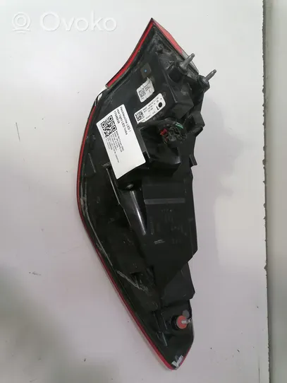 BMW 4 G22 G23 G24 G26 Lampa tylna 7477605