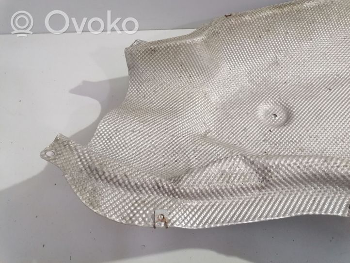 BMW X5 F15 Heat shield in engine bay 7172076