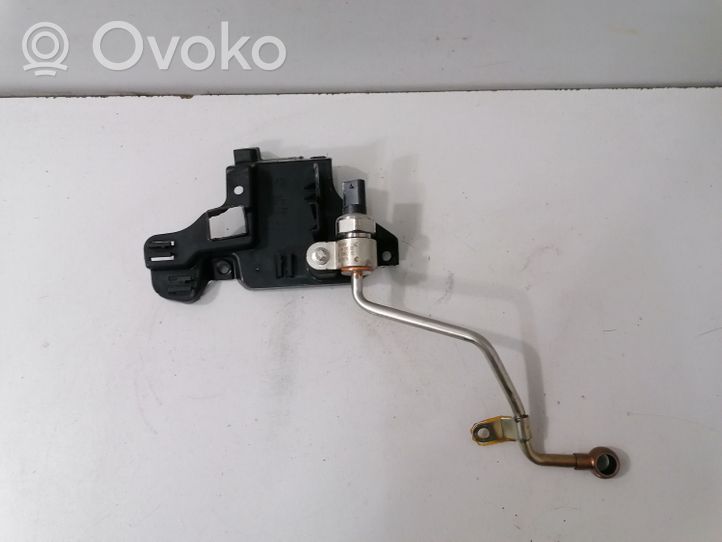 BMW 5 F10 F11 Sensore di pressione dei gas di scarico 8514018