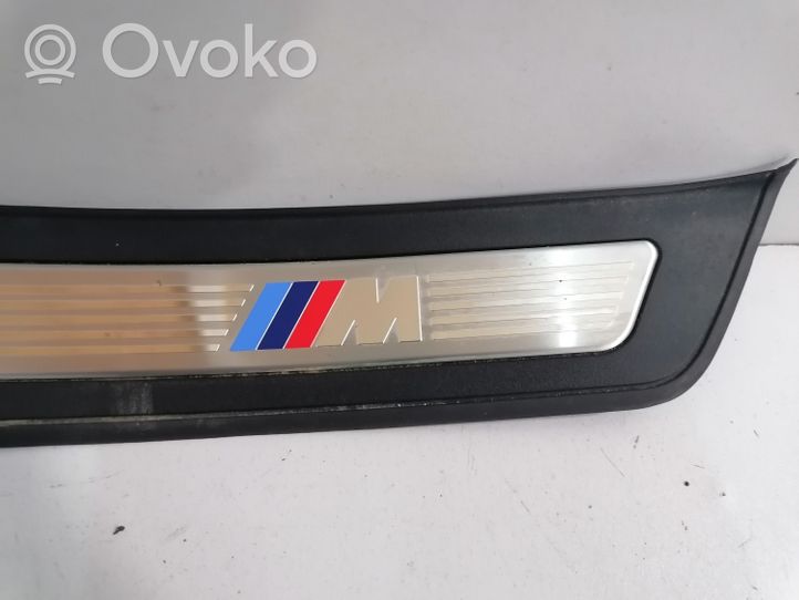 BMW 5 F10 F11 Zestaw listew progowych (wewnętrznych) 8050052