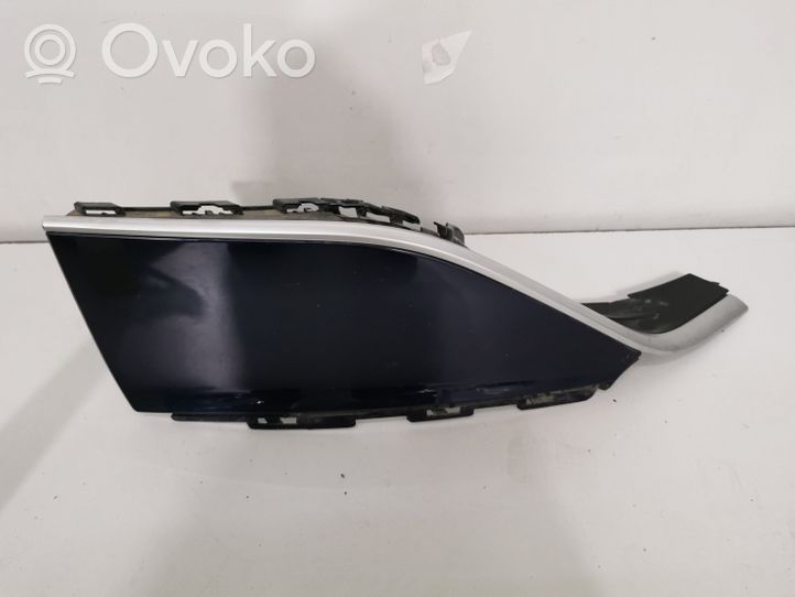 BMW 7 G11 G12 Kampinė priekinio bamperio dalis 7475140