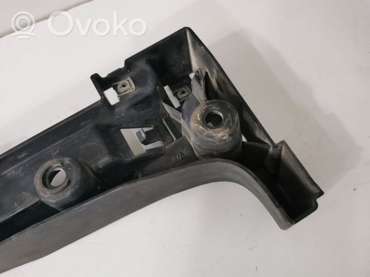 BMW X5 E70 Staffa angolare del supporto di montaggio del paraurti 7226935