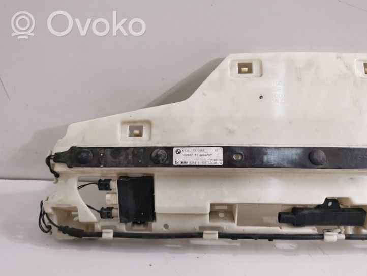 BMW 3 F30 F35 F31 Aizmugurējā bufera montāžas kronšteins 8054200