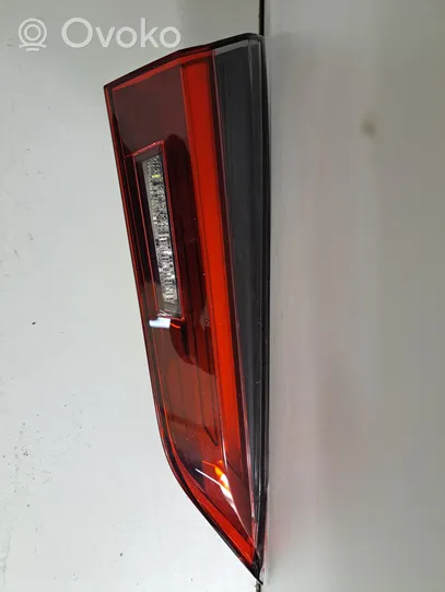 BMW 4 G22 G23 G24 G26 Lampy tylnej klapy bagażnika 7477609