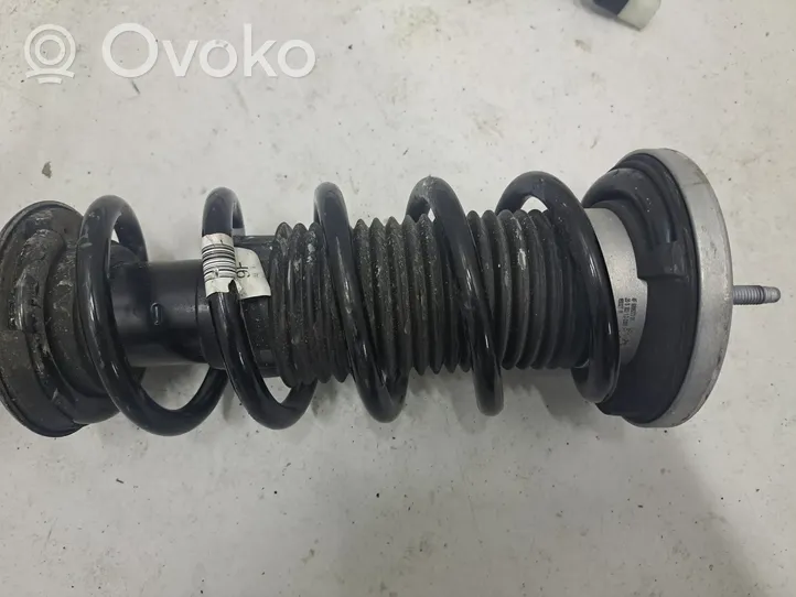 BMW 8 G15 Rear shock absorber/damper 6878104