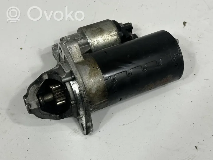 BMW 3 F30 F35 F31 Starter motor 7638194