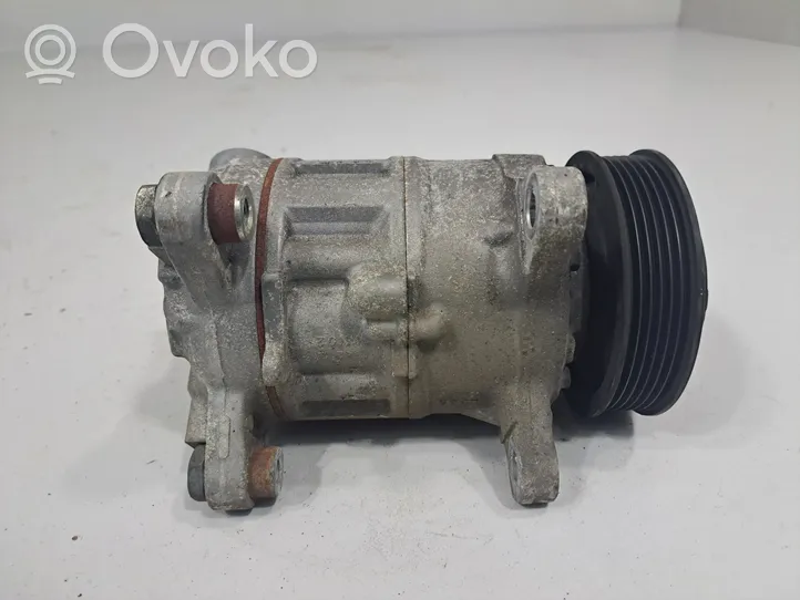 BMW 4 F32 F33 Compressore aria condizionata (A/C) (pompa) 9330831