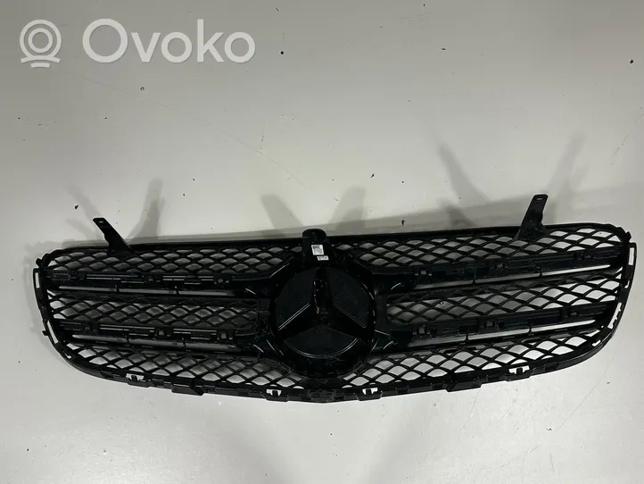 Mercedes-Benz GLC X253 C253 Grille calandre supérieure de pare-chocs avant 8073532000