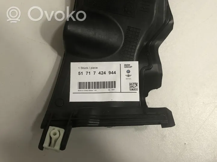 BMW X5 G05 Cita veida dzinēja nodalījuma detaļa 7424944