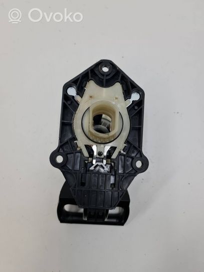 Renault Clio III Support roue de secours 8200269378