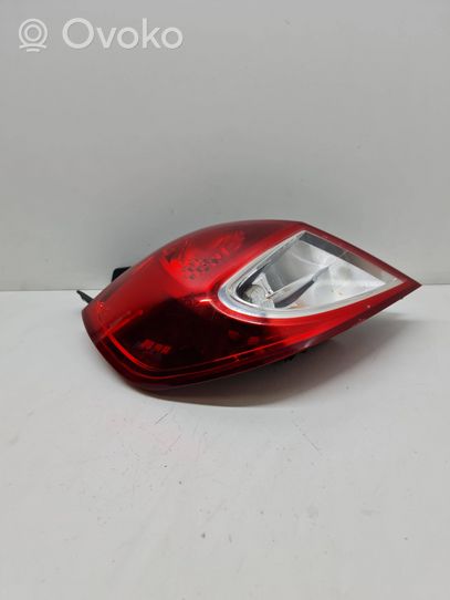 Renault Clio III Lampa tylna 8200776048