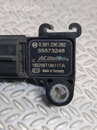 Opel Corsa E Capteur de pression d'air 0261230282