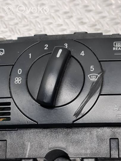 Mercedes-Benz A W169 Centralina del climatizzatore A1698301985