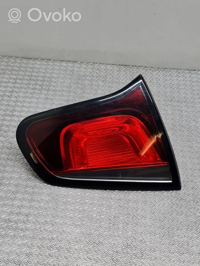 Citroen C3 Lampy tylnej klapy bagażnika 9685225580