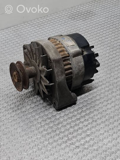 Audi 80 90 S2 B4 Generatore/alternatore 0310000058