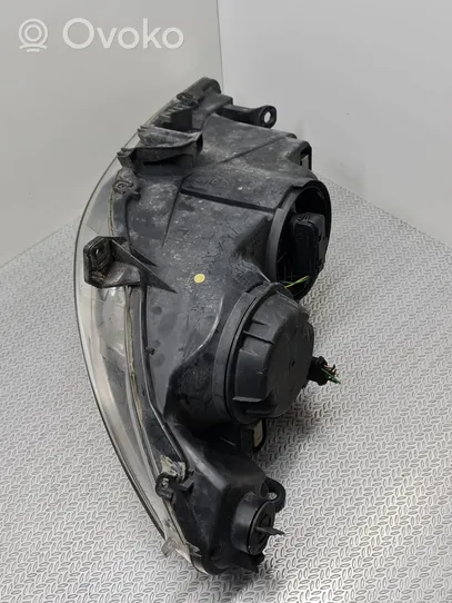 Peugeot 307 Lampa przednia 9641615680