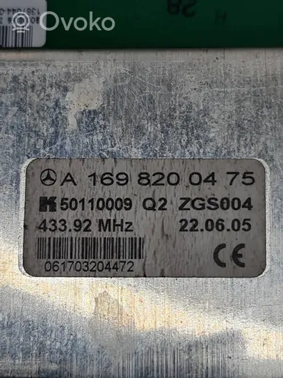 Mercedes-Benz A W169 Amplificateur d'antenne 1698200475