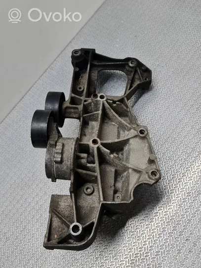 Citroen C-Crosser Support de générateur / alternateur 9661297180