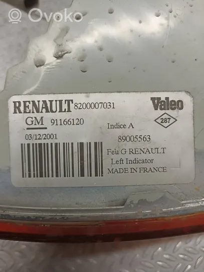 Renault Trafic I Priekinis posūkio žibintas 8200007031