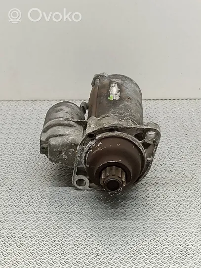 Volkswagen Golf IV Motor de arranque 02A911024