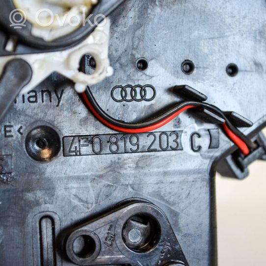 Audi A6 S6 C6 4F Dysze / Kratki nawiewu deski rozdzielczej 4F0819203C