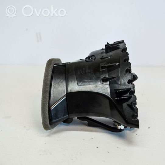 Seat Leon (5F) Kojelaudan tuuletussuuttimen suojalista 3436006