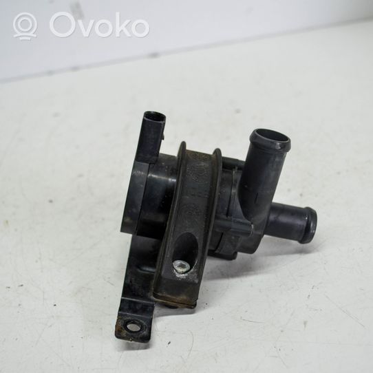 Seat Ibiza IV (6J,6P) Pompe à eau de liquide de refroidissement 1K0965561L