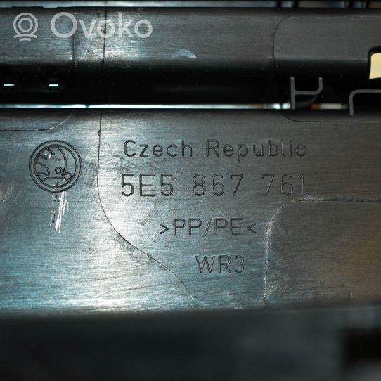 Skoda Octavia Mk3 (5E) Autres pièces intérieures 5E5867761
