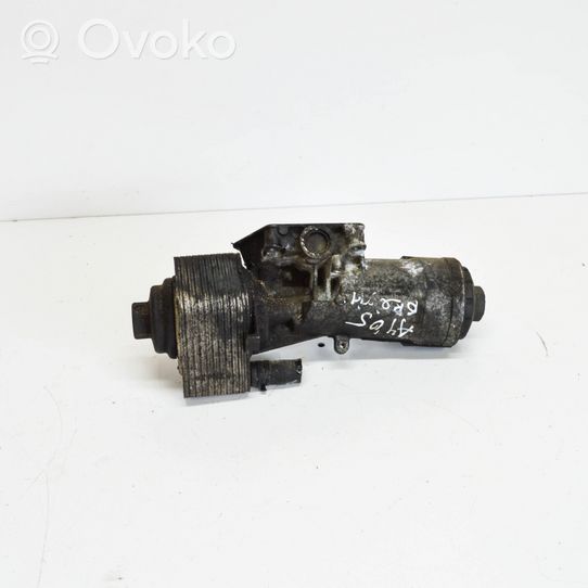 Audi A4 S4 B7 8E 8H Radiatore dell’olio del motore 045115389E