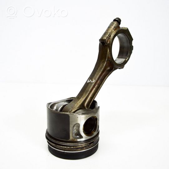 Audi A4 S4 B6 8E 8H Piston 038J